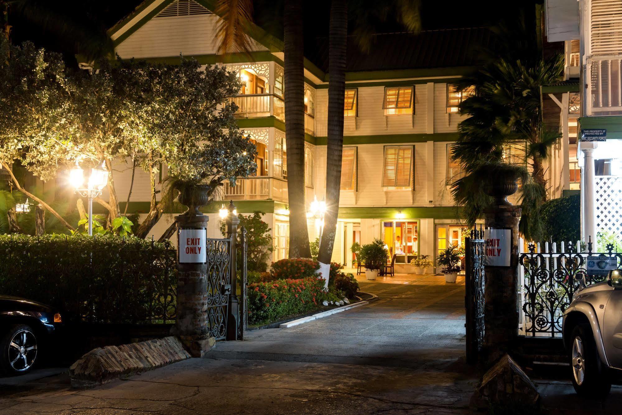 Cara Lodge Hotel Georgetown Dış mekan fotoğraf